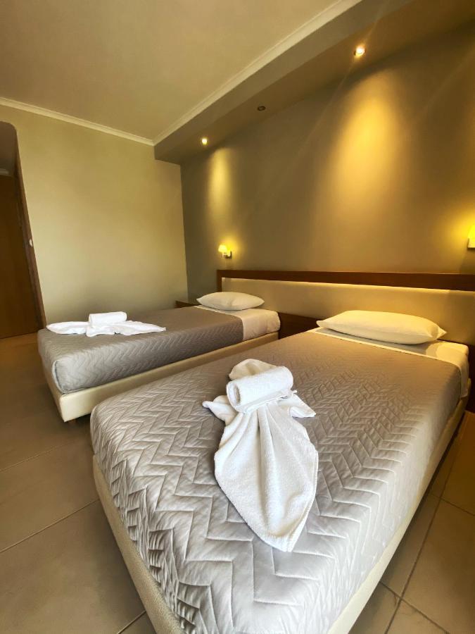 Cosmos Hotel Vasiliki  Exterior photo