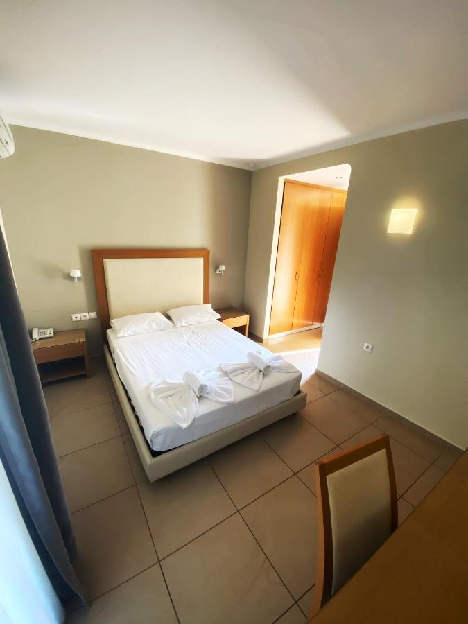 Cosmos Hotel Vasiliki  Exterior photo