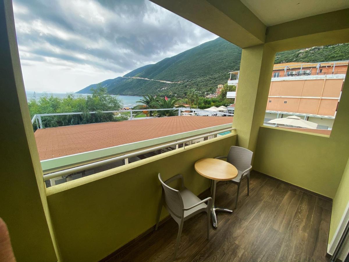 Cosmos Hotel Vasiliki  Exterior photo