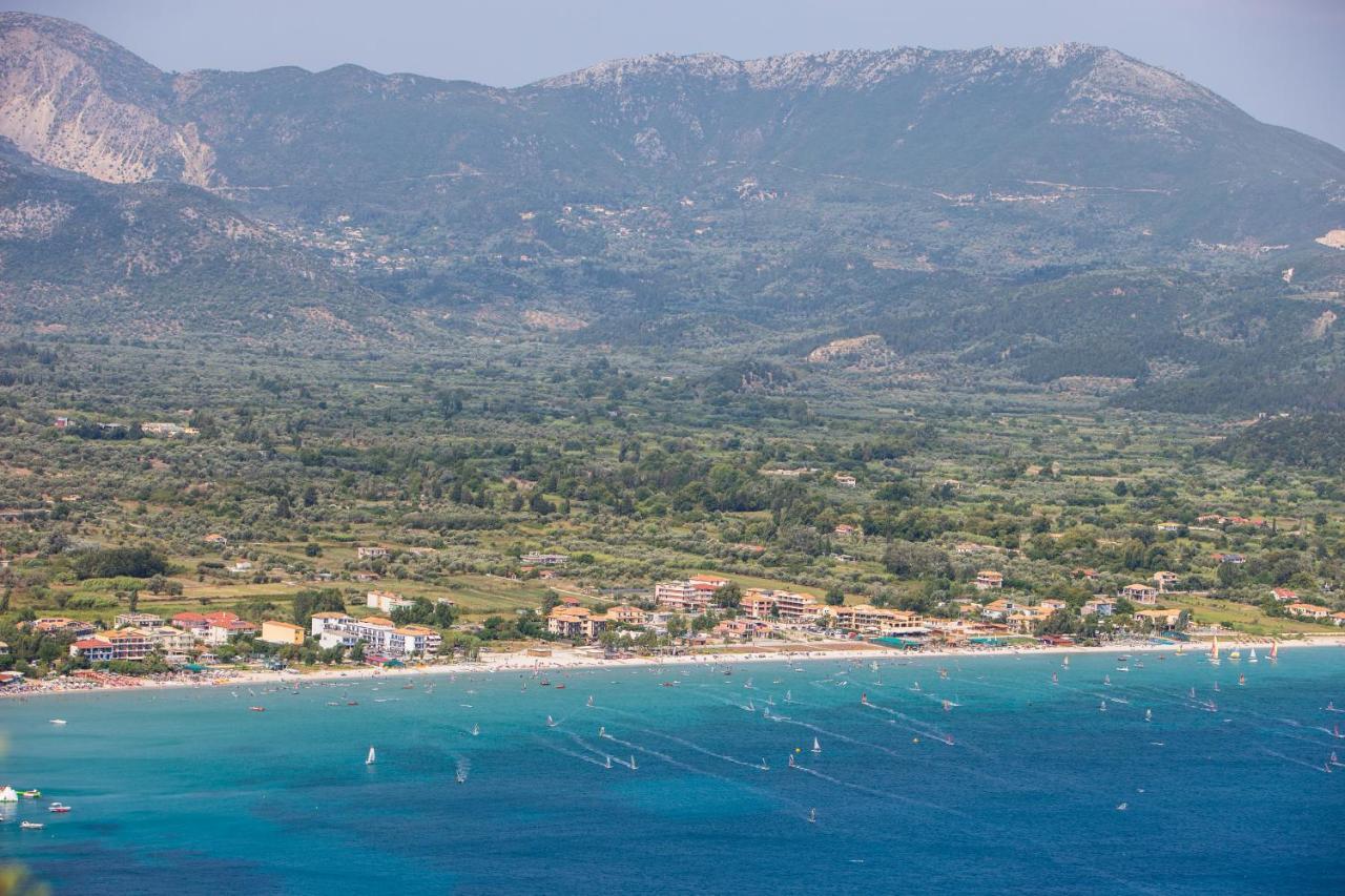 Cosmos Hotel Vasiliki  Exterior photo