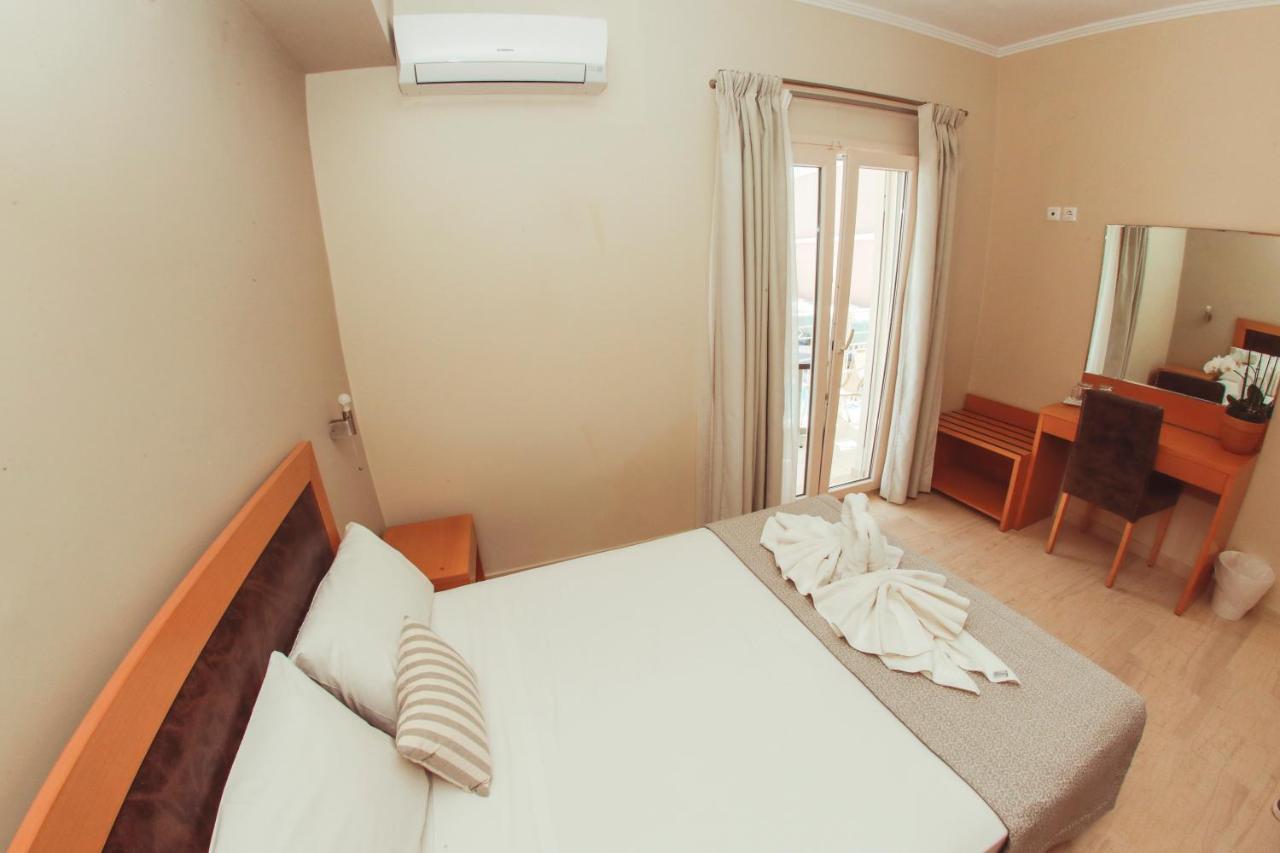 Cosmos Hotel Vasiliki  Exterior photo
