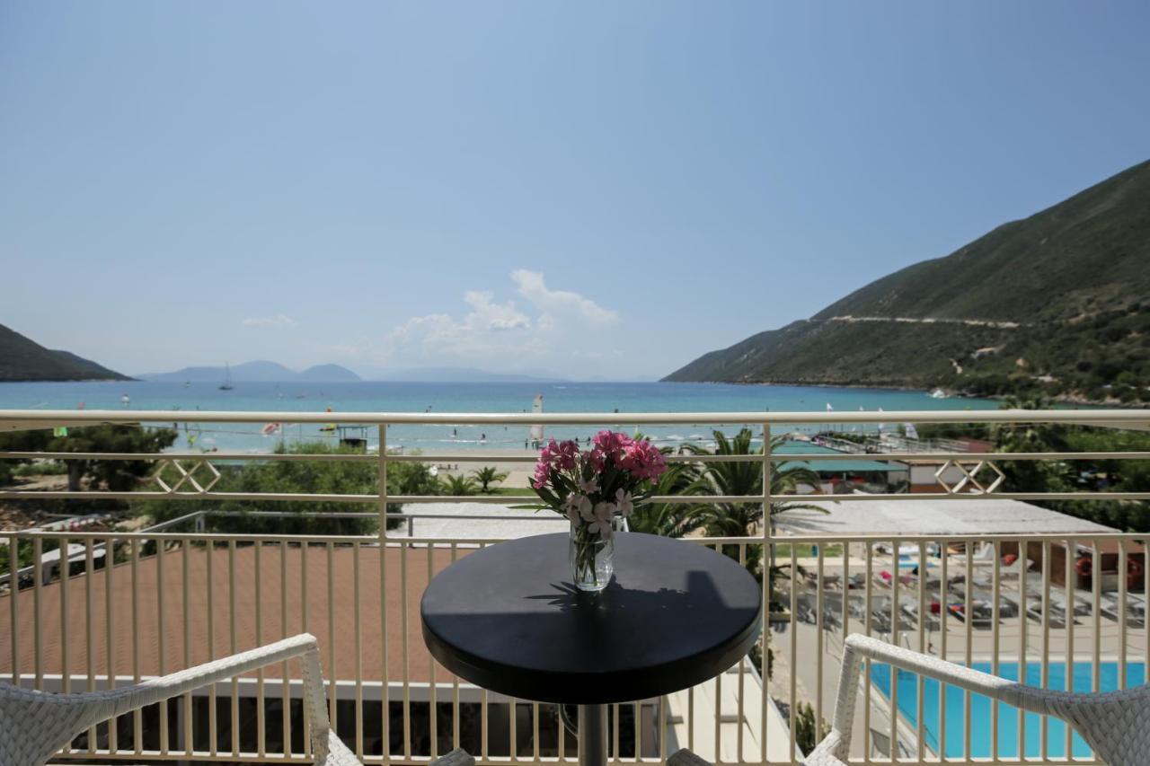 Cosmos Hotel Vasiliki  Exterior photo