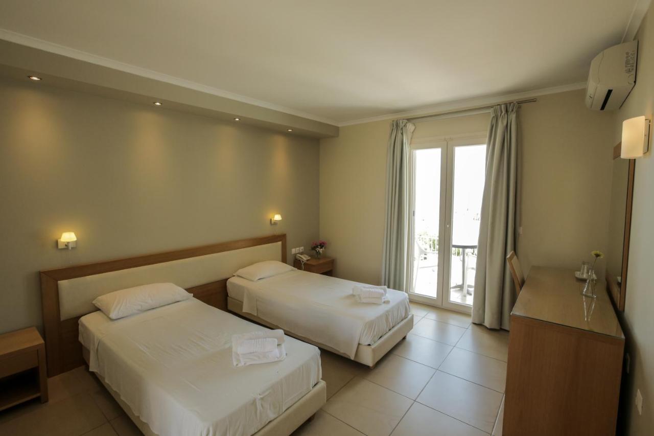 Cosmos Hotel Vasiliki  Exterior photo